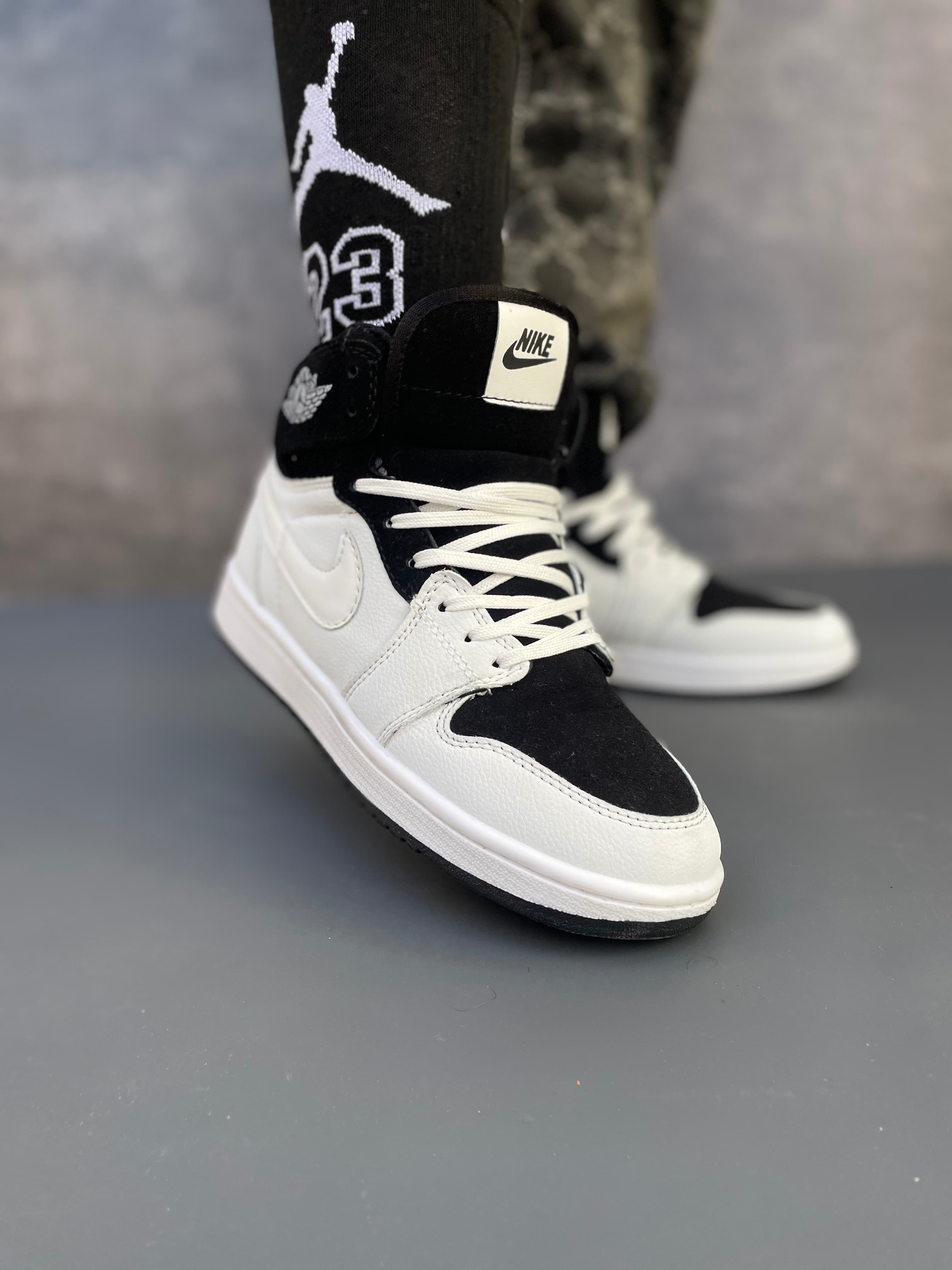کتونی جردن AJ1